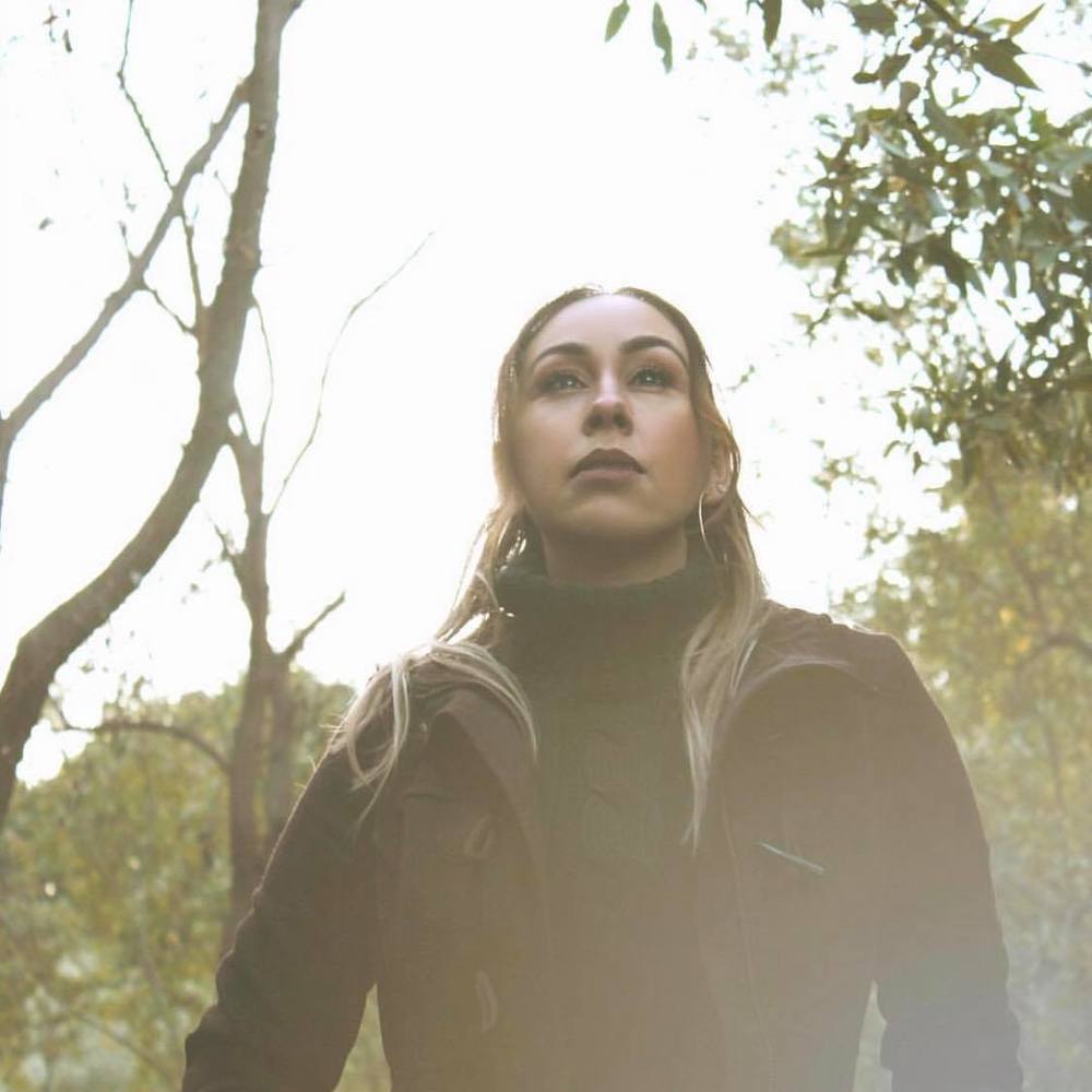 Hi! I’m your posher, Belle!